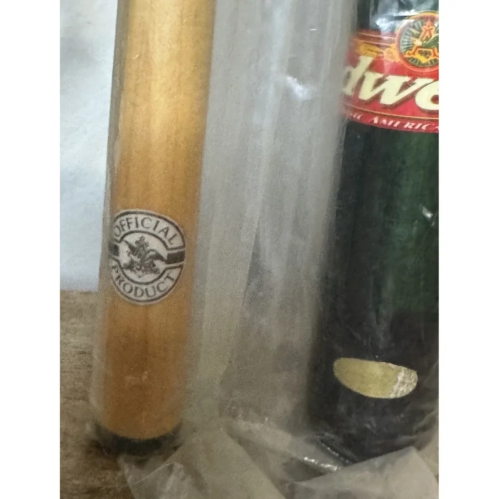 NEW! Budweiser Pool Cue Emerald Green w/Black Case and Accessories Pool Stick